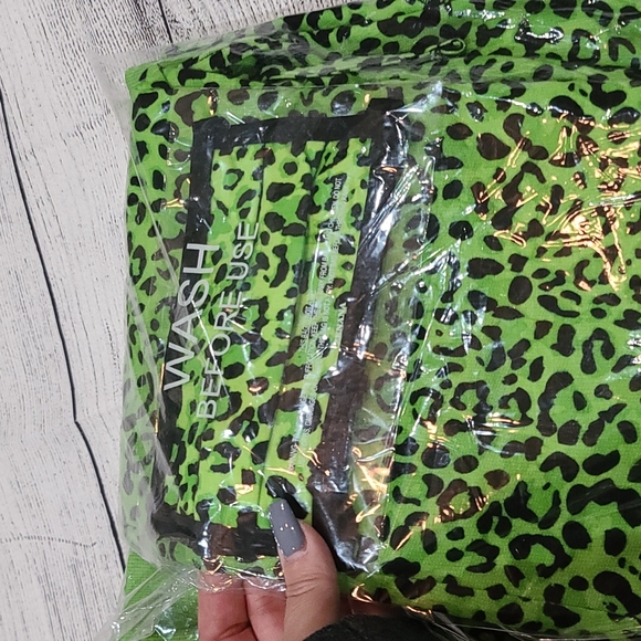 French Teeey Green Leopard Jogger Set - Picture 4 of 7